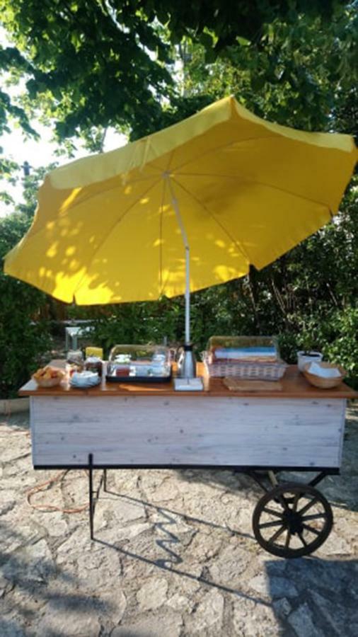 Bed and Breakfast Au Jardin D'Amphora Ginestas Exterior foto